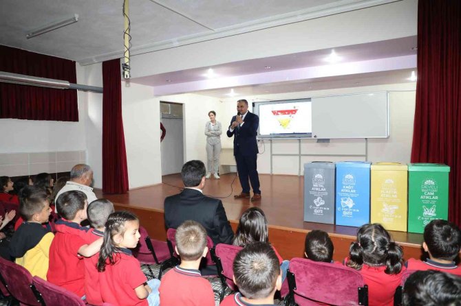 Develi Belediyesi’nden İlkokul Öğrencilerine ‘Sıfır Atık Eğitimi’