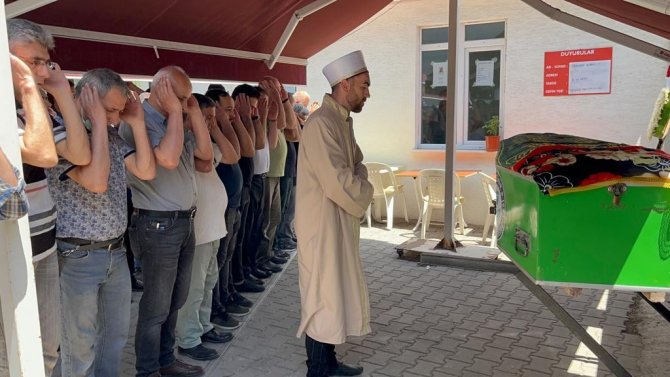 Talihsiz Genç Kadın Son Yolculuğuna Uğurlandı