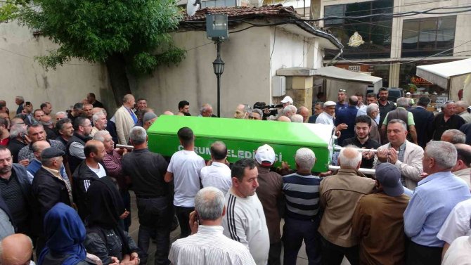 Hırvatistan’da Hayatını Kaybeden İş İnsanı Ahmet Hamoğlu Son Yolculuğuna Uğurlandı