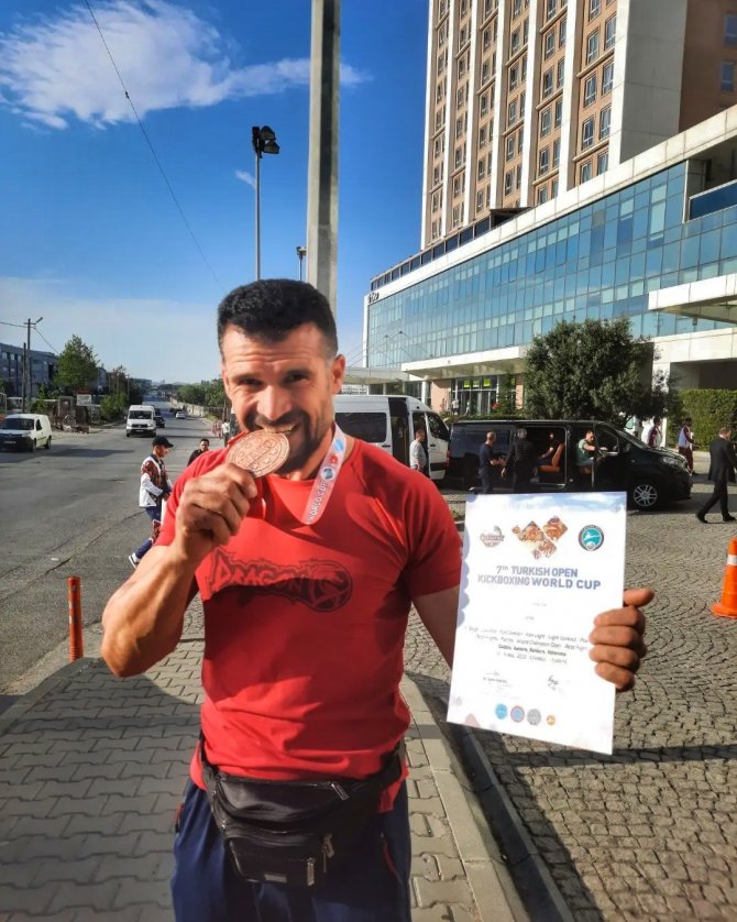Mardinli Kick Boksçu Dünya Üçüncüsü Oldu