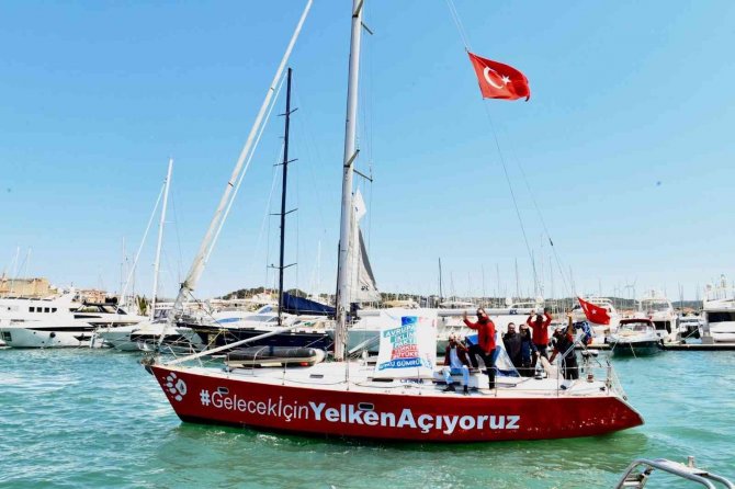İ̇klim Değişikliğine Dikkat Çekmek İçin 23 Günde 4 Deniz Geçtiler