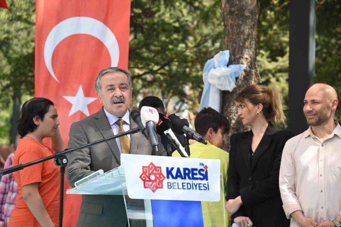 Karesi Millet Kıraathanesi Açıldı