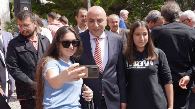 Keçiören’de Üniversiteye Hazırlık Öğrencileri İçin Kariyer Tanıtımı