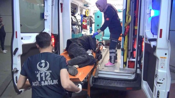 Sokak Ortasında Bir Kişiyi Bıçaklayan Şüpheli Tutuklandı