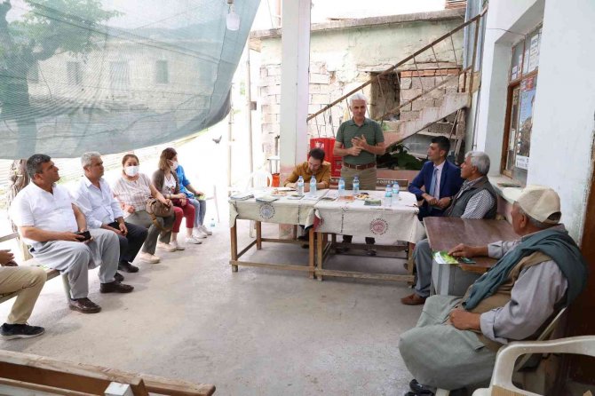 Mersin’de Üreticilere ’Doğru Bitki Besleme’ Semineri