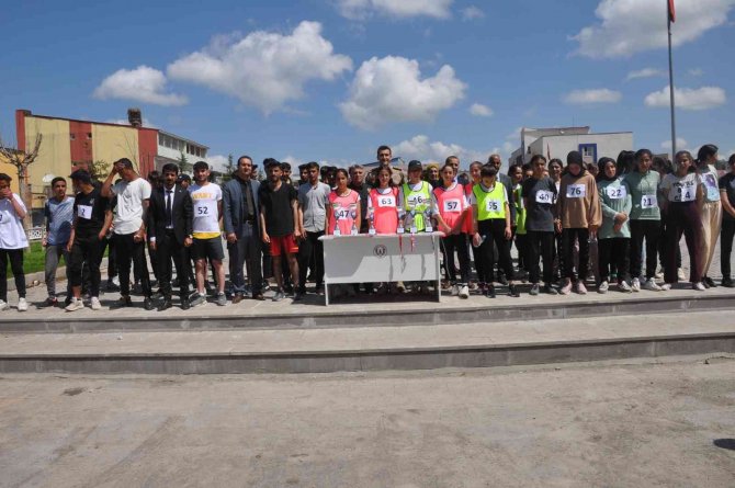 Bulanık’ta "Gençlik Koşusu" Düzenlendi
