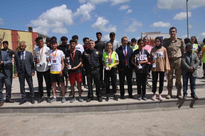 Bulanık’ta "Gençlik Koşusu" Düzenlendi
