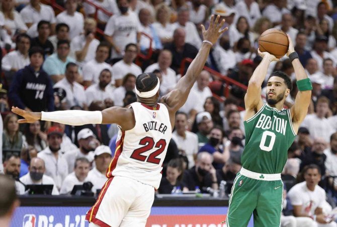 Miami, Boston Karşısında 1-0 Öne Geçti
