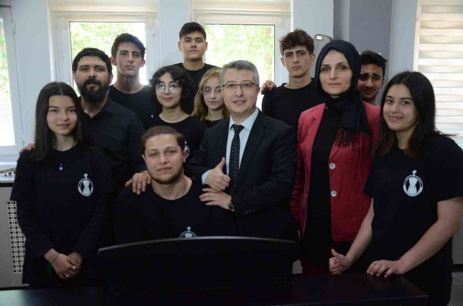 Öğrencilerin ‘Vatan Marşı’ Klipi Gurur Kaynakları Oldu