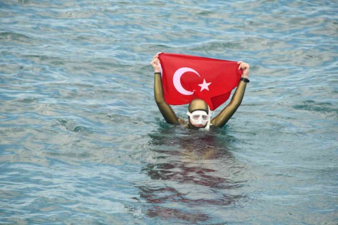 Birgül Erken’den 19 Mayıs Dalışı