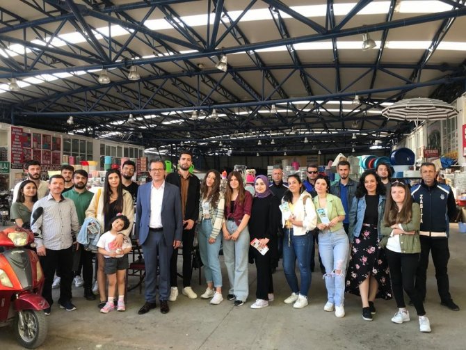 Sinop’ta Öğretmen Adayları Atıkların Çevreye Zararlarını Anlattı