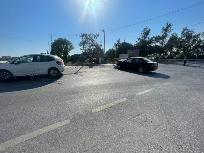Söke’de Trafik Kazası: 2 Yaralı