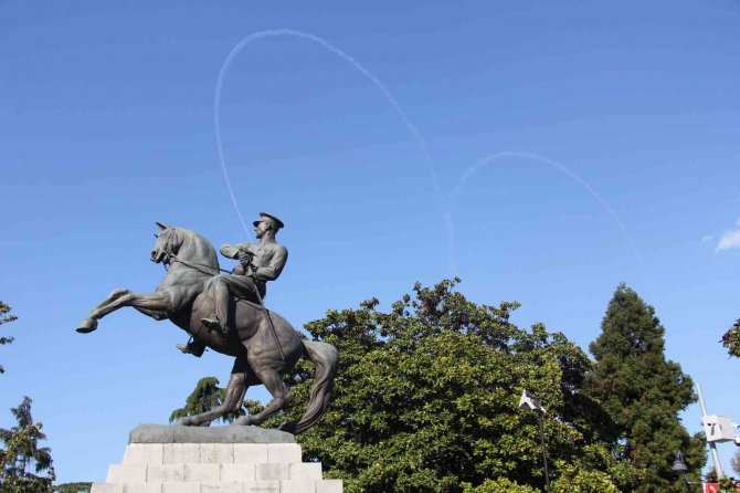 Türk Yıldızları’ndan Gösteri Öncesi Son Prova