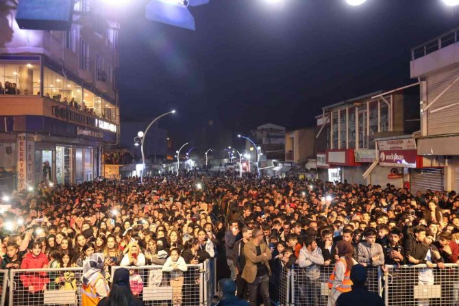 Başkale’de ’Manuş Baba’ Coşkusu
