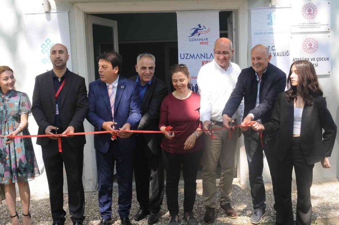 Yalova’da Müzeler Haftası Etkinlikleri Resim Sergisiyle Başladı