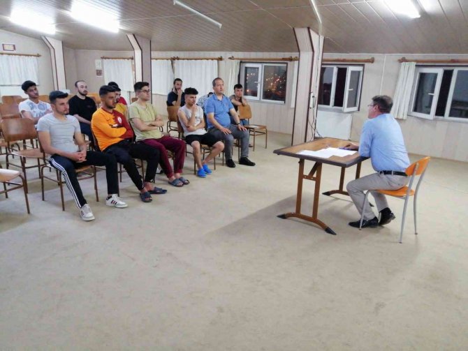 Türk Tarımının Geleceği Ve Genç Çiftçi Projeleri Konuşuldu