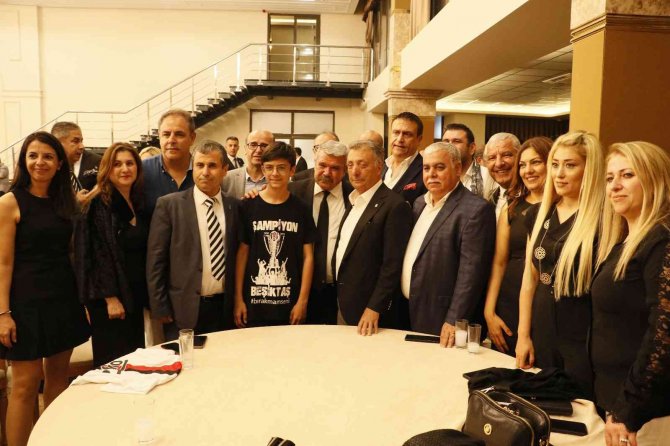 Ahmet Nur Çebi: ”Genel Kurul Üyeleri Kimi İsterse Onu Seçecek Biz De Ona Saygı Duyacağız”
