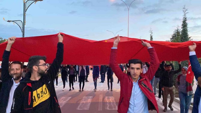 Bolvadin’de 19 Mayıs Yürüyüşü