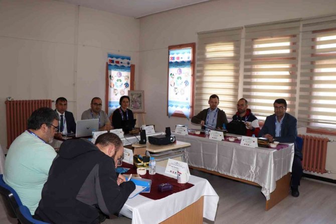 Atıkların El Sanatları İle Geri Dönüşümünü Sağlayacaklar