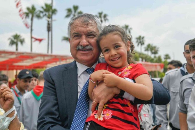Adana’da Kardeş Koroları Konseri Düzenlendi