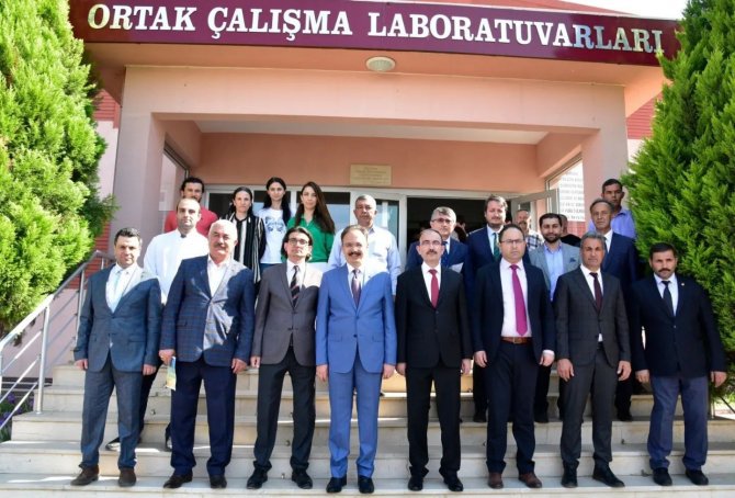 Bu Laboratuvar İle Tarımsal Üretimin Arttırılması Hedefleniyor