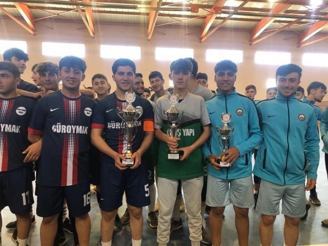 Güroymak’ta 19 Mayıs Atatürk’ü Anma, Gençlik Ve Spor Bayramı Coşkusu