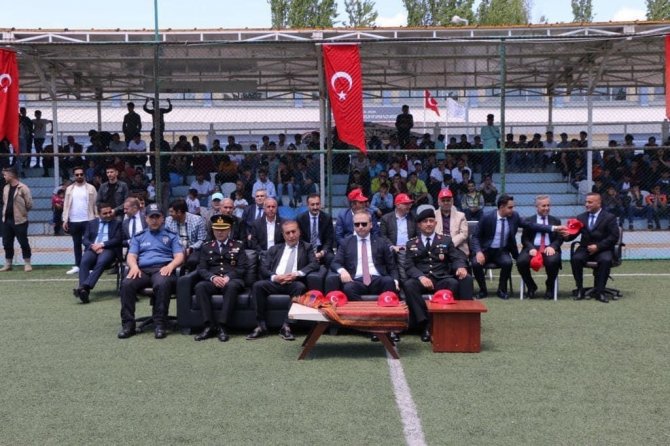 Hizan’da 19 Mayıs Atatürk’ü Anma, Gençlik Ve Spor Bayramı Coşkusu