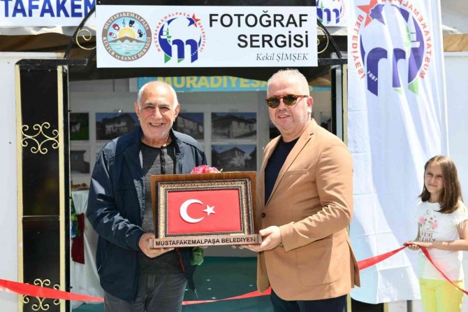Tarihe Tanıklık Etmiş 100 Ev Ve Konak Sergisi Mustafakemalpaşa’da Açıldı