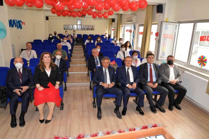 Yeşim Grup’tan Çocuk Hastalıkları Kliniğine 2 Eğitim Salonu Bağışı