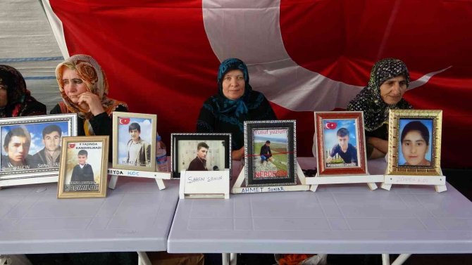 Ailelerin Kararlı Direnişi 990’ıncı Gününde