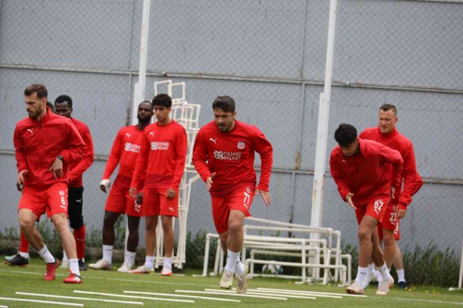 Sivasspor’da Kayserispor Mesaisi