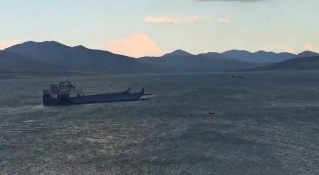 Elazığ’da Fırtına Feribotu Sürükledi