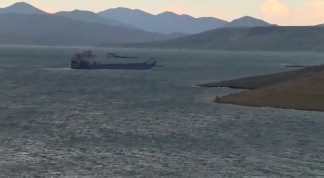 Elazığ’da Fırtına Feribotu Sürükledi