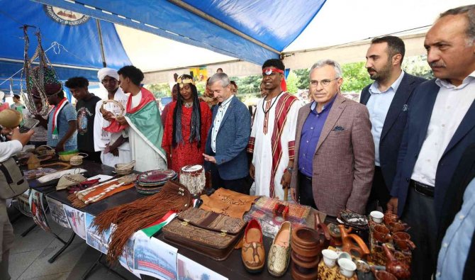 Gaün’de Uluslararası Festival Coşkusu