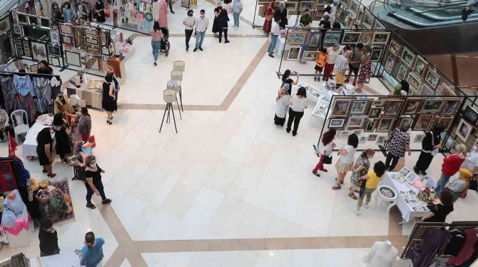Türk El Sanatlarını Denizli’de Yaşatıyor