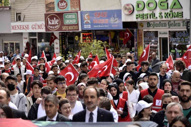 Gümüşhane’de 19 Mayıs’a Coşkulu Kutlama