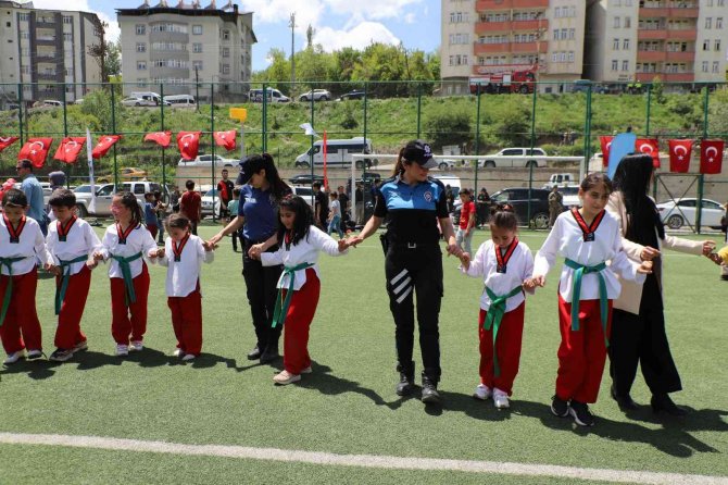 Hakkari’de 19 Mayıs Atatürk’ü Anma, Gençlik Ve Spor Bayramı Coşkusu