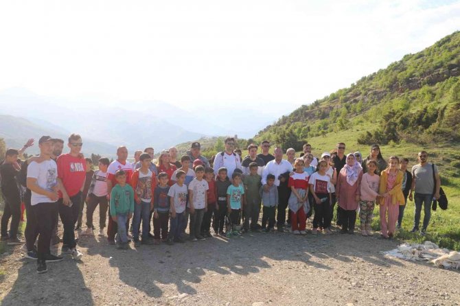 Çukurca’da Doğa Yürüyüşü