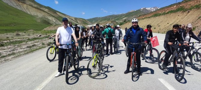 19 Mayıs Gençlik Spor Bayramı İçin Pedal Çevirdiler