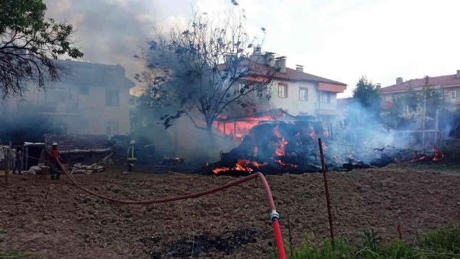 Hisarcık’ta Korkutan Yangın