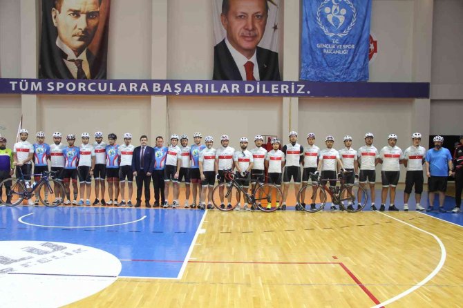 Kocaeli’den Yola Çıkan 19 Bisikletli Samsun’a Ulaştı