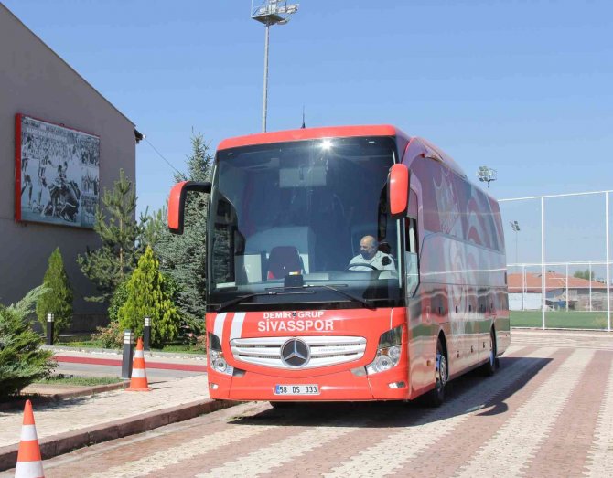 Sivas Belediyesi’nden Sivasspor İçin 200 Otobüs Desteği