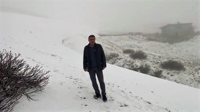 Tokat’ta 19 Mayıs’ta Kar Sürprizi