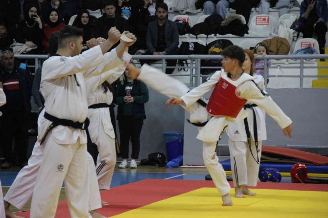 Yozgat’ta 19 Mayıs Coşkusu