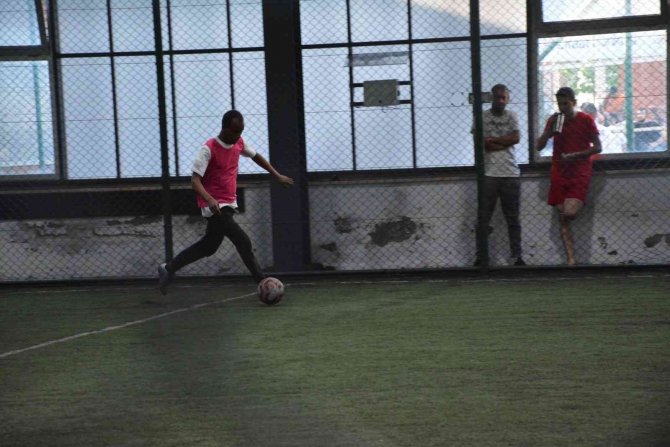 “Anadolu World Cup 2022 Halı Saha Turnuvası" Başladı