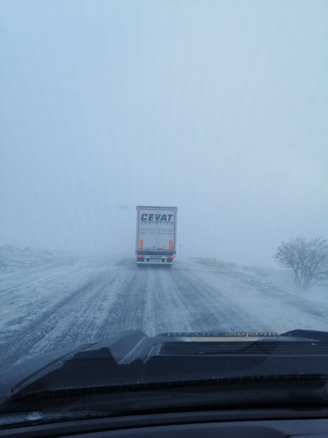 Artvin -Ardahan Sahara Geçidi’nde Mayıs Ayında Kar Yağışı
