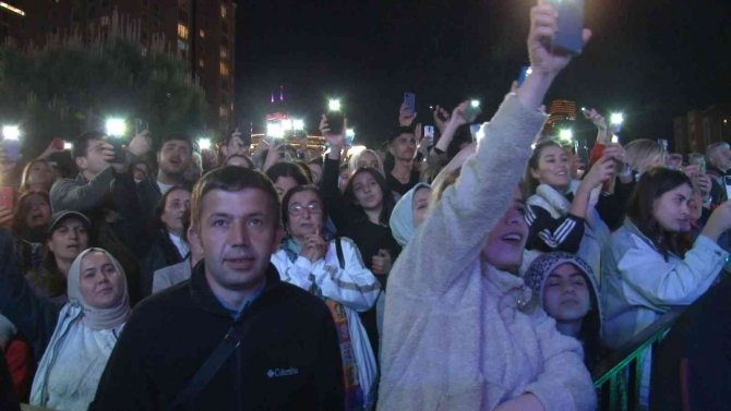 Ataşehir’de 19 Mayıs Coşkusu Yaşandı