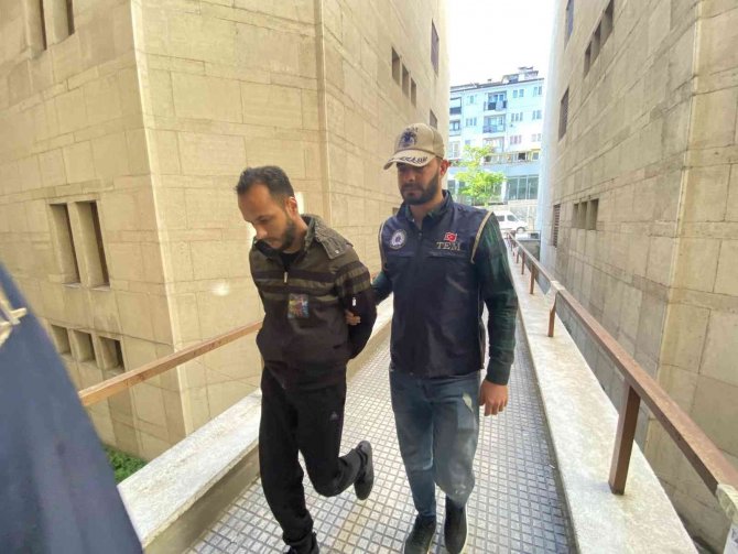 Bursa’da 3 Deaş Bombacısı Tutuklandı