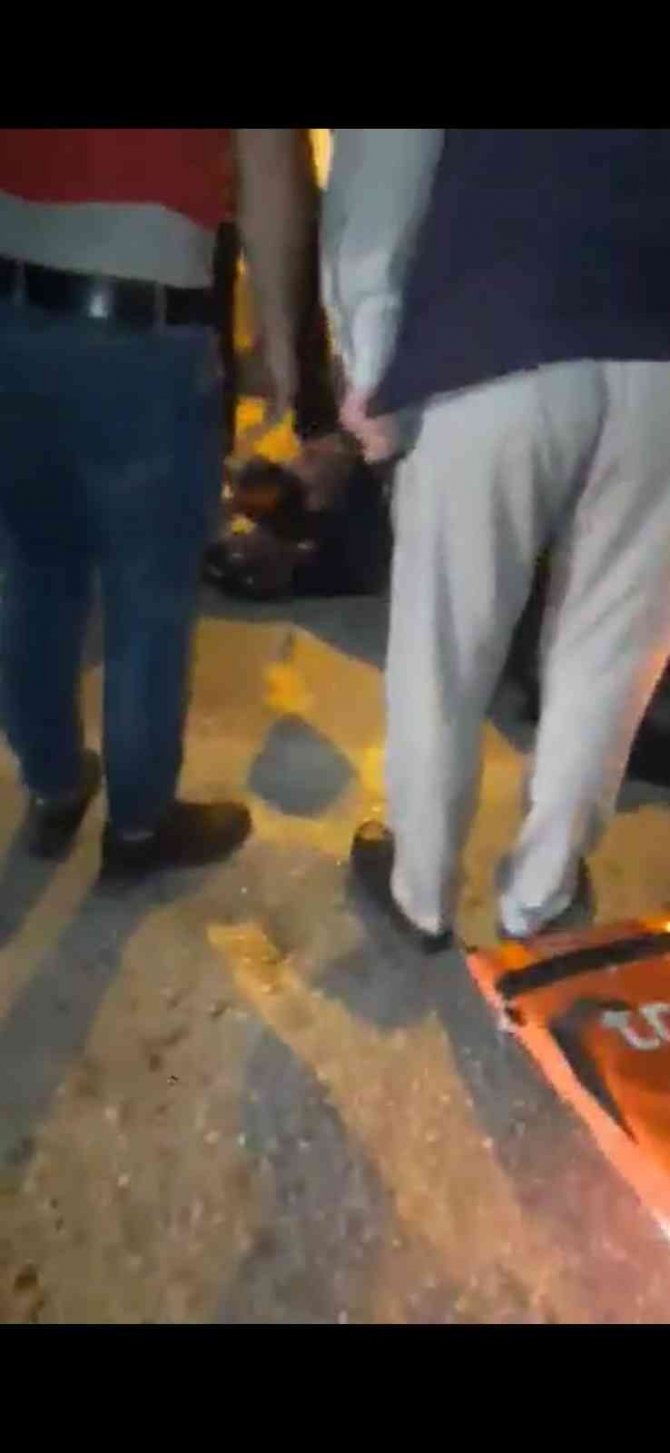 Bursa’da Motosikletli Kuryenin Otomobilin Altında Can Pazarı...