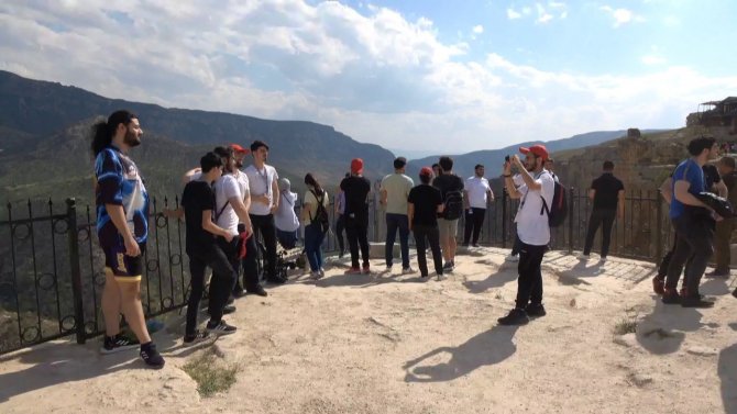 Havelsan Mühendis Ve Üniversite Öğrencileri Akdeniz Kanyonlarını Aratmayan Botan Vadisini Gezdi